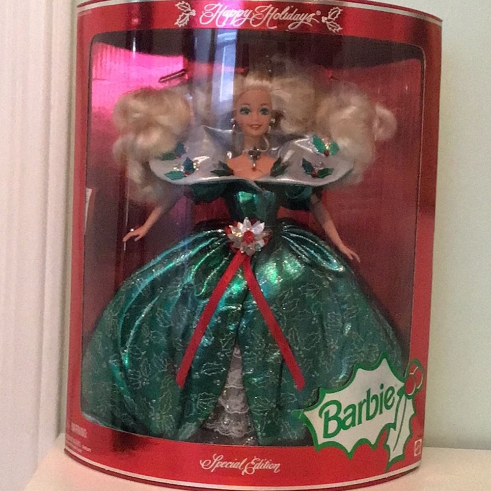 BARBIE HOLIDAY DOLL SPECIAL EDITION 1995  NEW IN BOX.